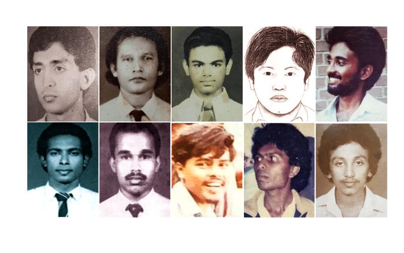  ජවිපෙ නායක සමන් පිය­සිරි විසින් 1989 නොවැ­ම්බර් 28 පත්කළ දිස්ත්‍රික් දේශ­පා­ලන ලේක­ම්ව­රුන් 19දෙනා ගෙන් කිහි­ප­දෙ­නෙක් මෙසේය. ඉහළ වමේ සිට: ගාල්ල - සී. ආර්. නිශ්ශංක, නුව­ර­එ­ළිය - ලය­නල් ප්‍රනාන්දු, අනු­රා­ධ­පුර - ජය ශ්‍රී ජය­සේ­කර, ගම්පහ - උපාලි ගමගේ, අනු­රා­ධ­පුර - උපුල් නානා­ය­ක්කාර. පහළ වමේ සිට: පොළො­න්න­රුව - උපාලි සමන් කුමාර, රත්න­පුර - කේ. ටී. නිම­ල්සිරි, කෑගල්ල - එස්. එම්. නිස්මි, ත්‍රිකු­ණා­ම­ලය- නන්දන ගුණ­ති­ලක සහ කළු­තර- නිහාල් ජය­වී­රය.