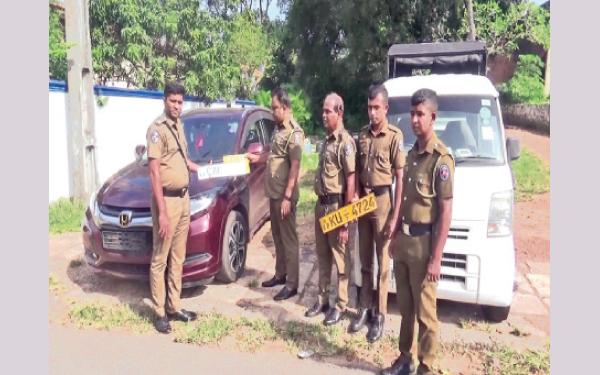 මත්තෙගොඩින් සොරකම් කරන ලද විසෙල් රථය පැහැර ගැනීමට පැමිණි සැකකරුවන් අත්අඩංගුවට ගත් මත්තෙගොඩ පොලිස් ස්ථානාධිපති සුමේධ විමල ගුණරත්න ප්රමුඛ නිලධාරි කණ්ඩායම