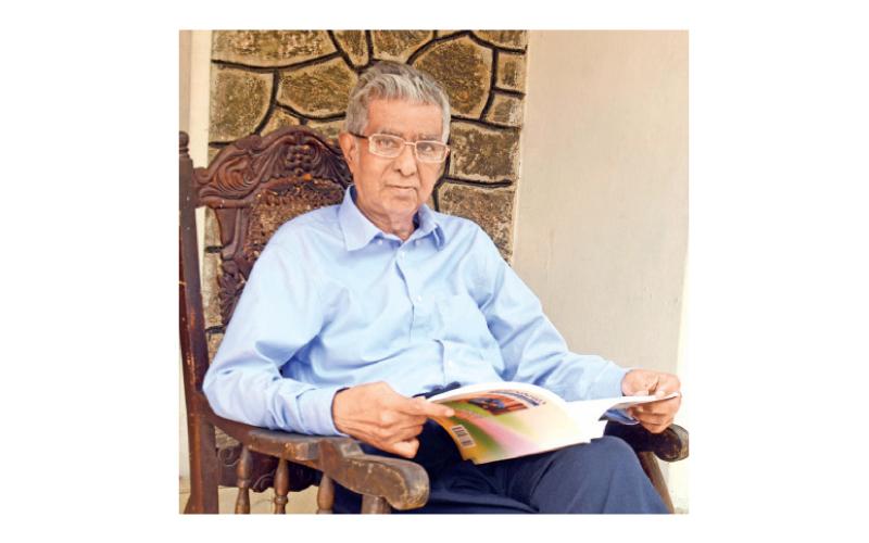 පරිසර සන්නිවේදනයෙන්, පාරිසරික කළමනාකරණයෙන් හා පාරිසරික ගීත සාහිත්යයෙන් සුනිල් සරත් පෙරේරා සූරීන් පසුගිය දශක 4 ඇතුළත මෙරට පරිසරය සුරැකීමට කළ මෙහෙය වෙනුවෙන් පවත්වන ‘සුනිල සර පරිසර අභිනන්දන’ උලෙළ මාර්තු 5 සිකුරාදා පෙරවරුවේ බත්තරමුල්ල පරිසර අමාත්යාංශ ශ්රවණාගාරයේදී පැවැත්වේ.