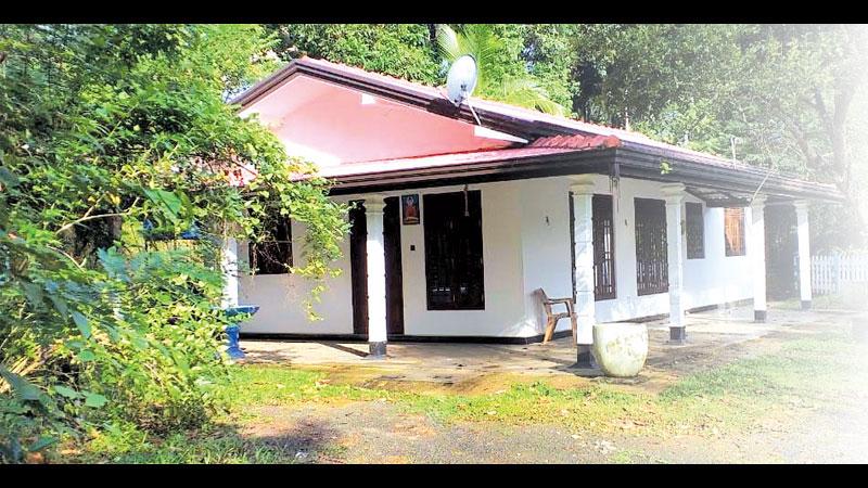 ජාවාරම සිදුකළ අහංගම තිත්තගල්ල ප්රදේශයේ නිවස