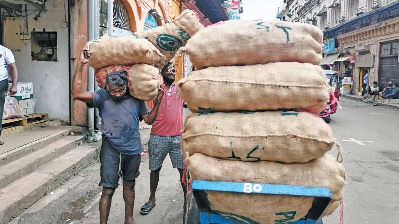 පිටකොටුව 4 වන හරස් වීදියේ දසුනක්
