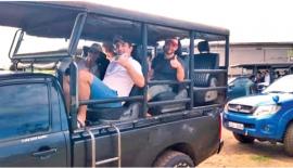 යාල අභයභුමිය නැරඹීමට ගිය යුක්රේන් ජාතිකයන්