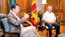 පකි­ස්ථාන අග­මැති ඉම්රාන් ඛාන්; ජනාධිපති ගෝඨාභය රාජපක්ෂයන් සමඟ