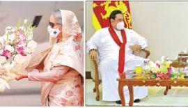අග්‍රාමාත්‍ය මහින්ද රාජපක්ෂයන්, බංග්ලාදේශ අගමැතිනී ශෙයික් හසීනා විසින් මහත් හරසරින් පිළිගත් අයුරු (වමේ) සහ දෙරටේ අගමැතිවරුන් ද්විපාර්ශ්වික සාකච්ඡා පැවැත්වූ අයුරු (දකුණේ)