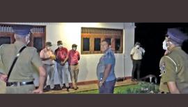  නගර සභාපති ටිරාජ් විදුලිබල සහ පොලිස් නිලධාරින්ට තර්ජනය කරමින්...