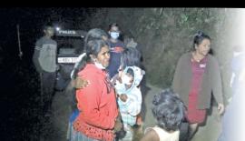 දරු­වන්ගේ මව දරු­වන්ට සිදු­කළ වධ හිංසා ගැන කම්පා වෙමින්